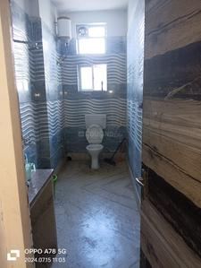 Bathroom Image of 3000 Sq.ft 12 BHK Apartment / Flat for rent in Mahaprabhu Jharna Apartment, Benachity Durgapur for Rs. 110000