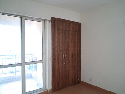 Bedroom Image of 950 Sq.ft 2 BHK Apartment / Flat for sale in Jaypee Kosmos, Sector 134 Noida for Rs. 7200000