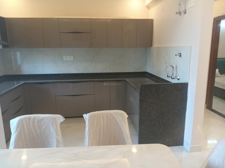 Athulyam Main Image 1