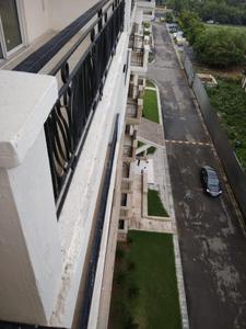 Balcony Image of 1943 Sq.ft 3 BHK Apartment / Flat for rent in DLF Express Greens, Manesar Gurgaon for Rs. 35000