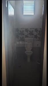 Bathroom Image of 1090 Sq.ft 2 BHK Apartment / Flat for rent in Gandhi Nagar Kakinada for Rs. 10000