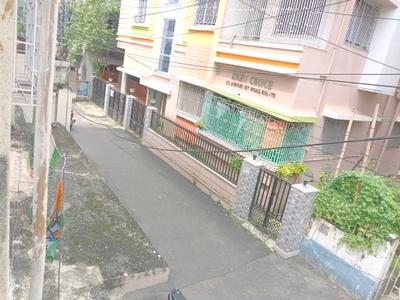 Bedroom Two Image of 1390 Sq.ft 4 BHK Apartment / Flat for rent in Santoshpur Kolkata for Rs. 30000