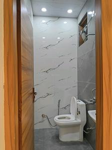 Common Bathroom Image of 1115 Sq.ft 3 BHK Builder Floor for sale in Indirapuram Ghaziabad for Rs. 10800000
