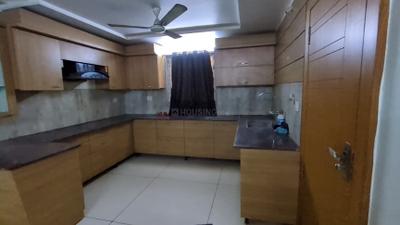 Kitchen Image of 1100 Sq.ft 3 BHK Apartment / Flat for rent in Nikhil Devalaya Pristine, Bawadiya Kalan Bhopal for Rs. 30000