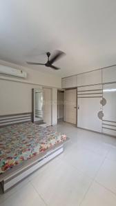 Bedroom Image of 1650 Sq.ft 3 BHK Apartment / Flat for sale in Kumar Picasso, Hadapsar Pune for Rs. 24000000