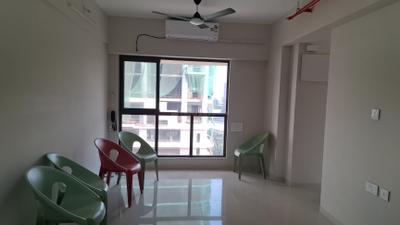 Living Room Image of 850 Sq.ft 2 BHK Apartment / Flat for rent in Worli Mumbai for Rs. 115000