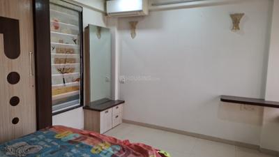 Bedroom Image of 910 Sq.ft 2 BHK Apartment / Flat for rent in Lodha Paradise, Thane West Thane for Rs. 43000