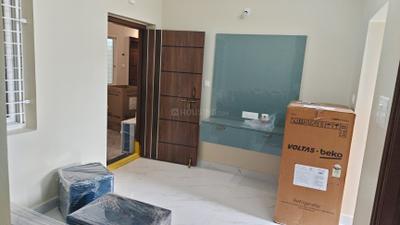 Living Room Image of 680 Sq.ft 1 BHK Apartment / Flat for rent in Kondapur Hyderabad for Rs. 26500