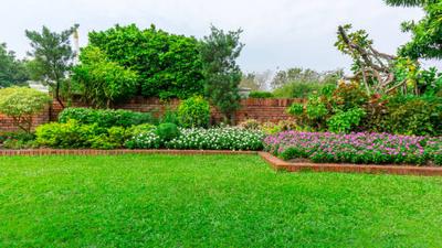 Image of 6300 Sq.ft Residential Plot / Land for sale in Thaltej, Ahmedabad for Rs. 85000000