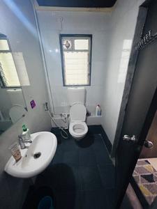 Bathroom Image of 1000 Sq.ft 2.5 BHK Apartment / Flat for rent in Dheeraj Jade Residences , Wagholi Pune for Rs. 32000