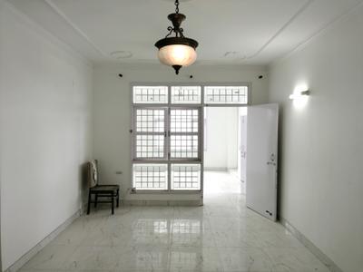 Living Room Image of 2200 Sq.ft 4 BHK Apartment / Flat for sale in Meera Bai Apartments, Sector 5 Dwarka New Delhi for Rs. 27500000