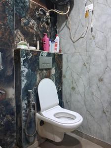 Common Bathroom Image of 1050 Sq.ft 2 BHK Apartment / Flat for sale in Sector 104 Noida for Rs. 4200000