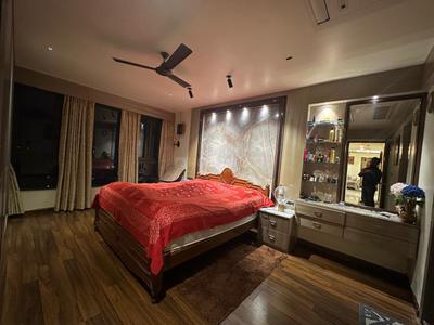 Bedroom Image of 2650 Sq.ft 3 BHK Apartment / Flat for sale in Ambuja Utalika Luxury, Mukundapur Kolkata for Rs. 46000000