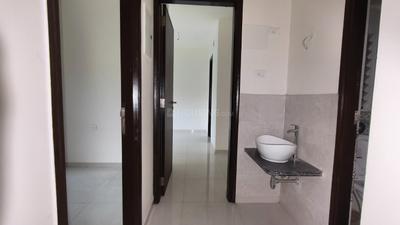 Bathroom Image of 900 Sq.ft 1.5 BHK Apartment / Flat for rent in Marathon Nexzone, Panvel Navi Mumbai for Rs. 17500