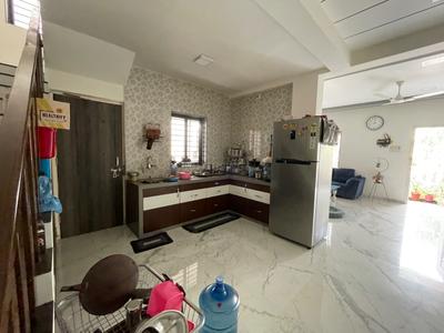 Kitchen Image of 1800 Sq.ft 3 BHK Duplex for rent in Pali Hill Valsad for Rs. 20000