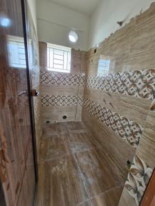 Bathroom Image of 898 Sq.ft 2 BHK Apartment / Flat for sale in Sheoraphuli Hooghly for Rs. 2400000