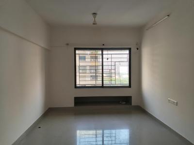 Living Room Image of 1150 Sq.ft 2.5 BHK Apartment / Flat for sale in L And T Crescent Bay, Parel Mumbai for Rs. 52500000