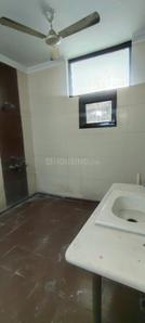 Bathroom Image of 5000 Sq.ft 3.5 BHK Independent House for rent in Sector 47 Noida for Rs. 150000