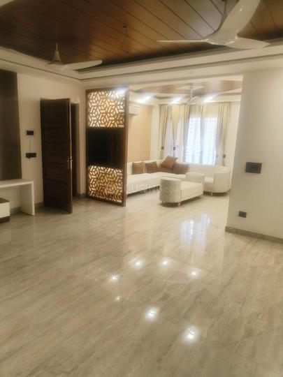 Sector 17 Main Image 1