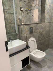Bathroom Image of 3000 Sq.ft 1 RK Independent House for rent in HUDA Plot Sector 38, Sector 38 Gurgaon for Rs. 26000