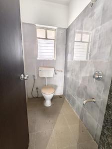 Bathroom Image of 1400 Sq.ft 3 BHK Apartment / Flat for sale in Mantra Park View, Dhayari Pune for Rs. 8200000