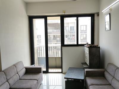 Living Room Image of 1106 Sq.ft 2 BHK Apartment / Flat for rent in Orchid Blues, Shela Ahmedabad for Rs. 20000