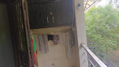 Balcony Image of 700 Sq.ft 1.5 BHK Apartment / Flat for rent in Paschim Vihar New Delhi for Rs. 13125