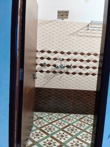 Bathroom Image of 150 Sq.ft 1 RK Duplex for rent in Sumel Jaipur for Rs. 5500