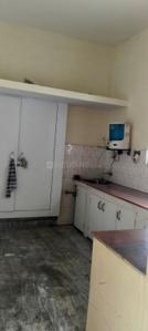 Kitchen Image of 800 Sq.ft 1.5 BHK Builder Floor for rent in LDA Colony Lucknow for Rs. 14000