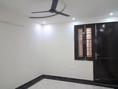 Bedroom Image of 1125 Sq.ft 3 BHK Builder Floor for rent in Paschim Vihar New Delhi for Rs. 55000