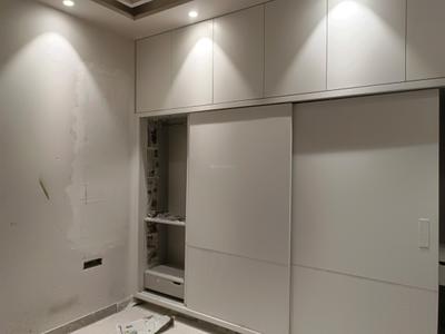 Bedroom Image of 1500 Sq.ft 3 BHK Builder Floor for sale in Pitampura New Delhi for Rs. 30000000