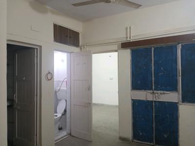 Dining Area Image of 900 Sq.ft 3 BHK Apartment / Flat for sale in GH 14 DDA MIG, Paschim Vihar New Delhi for Rs. 13000000