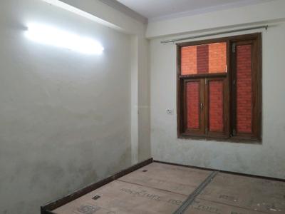 Bedroom Image of 500 Sq.ft 2 BHK Builder Floor for rent in New Ashok Nagar New Delhi for Rs. 18500