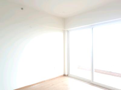 Bedroom Image of 2002 Sq.ft 3 BHK Apartment / Flat for sale in Godrej Meridien, Sector 106 Gurgaon for Rs. 33000000