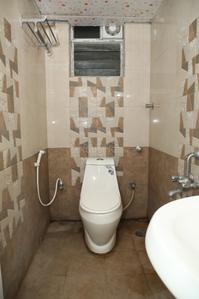 Bathroom Image of Srs Coliving pg in Murugeshpalya, Bangalore