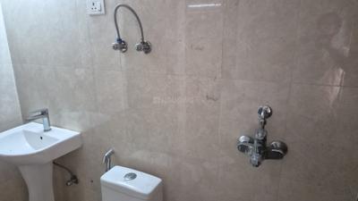 Image of 1069 Sq.ft 3 BHK Apartment / Flat for rent in SG Shikhar Height, Siddharth Vihar, Ghaziabad for Rs. 30500