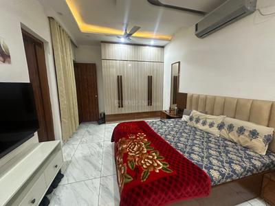 Bedroom Image of 2100 Sq.ft 3 BHK Builder Floor for rent in Baddi Solan for Rs. 35000