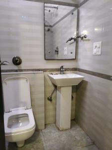 Common Bathroom Image of 1440 Sq.ft 3 BHK Builder Floor for sale in GTB Nagar New Delhi for Rs. 26000000