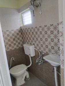 Bathroom Image of 1508 Sq.ft 1 BHK Independent House for rent in Ashiyana Lucknow for Rs. 13000