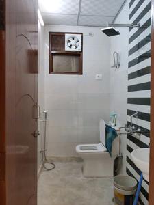 Common Bathroom Image of 1400 Sq.ft 3 BHK Builder Floor for sale in Vasundhara Ghaziabad for Rs. 14000000