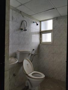 Common Bathroom Image of 925 Sq.ft 3 BHK Apartment / Flat for sale in MGI Gharaunda, Raj Nagar Extension Ghaziabad for Rs. 7300000