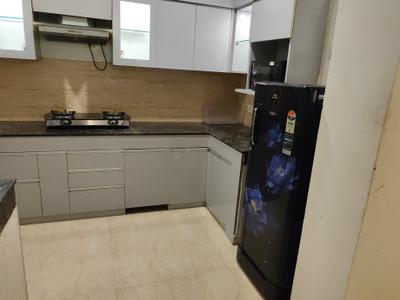 Kitchen Image of 1500 Sq.ft 3 BHK Apartment / Flat for rent in Omaxe The Palace, Gomti Nagar Lucknow for Rs. 60000