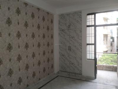 Bedroom Image of 910 Sq.ft 2 BHK Apartment / Flat for sale in Shalimar Garden Ghaziabad for Rs. 5200000