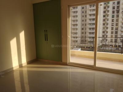 Bedroom Image of 2170 Sq.ft 3 BHK Apartment / Flat for sale in Amrapali Crystal Homes Phase 1, Sector 76 Noida for Rs. 29036250