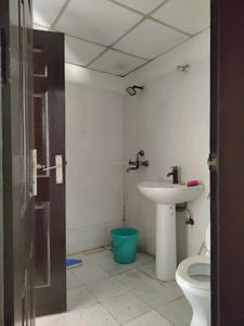 Common Bathroom Image of 1045 Sq.ft 2 BHK Apartment / Flat for sale in Paramount Floraville, Sector 137 Noida for Rs. 11800000