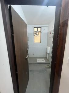 Bathroom Image of 1700 Sq.ft 3 BHK Apartment / Flat for rent in Sagar Lifestyle Towers, Salaiya Bhopal for Rs. 19000