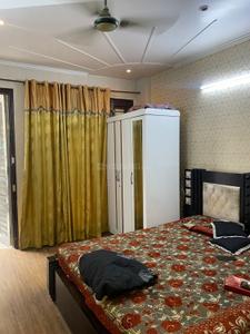 Bedroom Image of 1500 Sq.ft 3 BHK Builder Floor for sale in Rajouri Garden New Delhi for Rs. 20000000