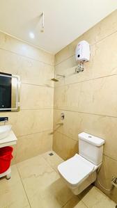 Bathroom Image of 1500 Sq.ft 3 BHK Apartment / Flat for sale in Stellar Heights, Sanauli Zirakpur for Rs. 6700000