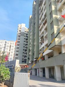 Image of 830 Sq.ft 2 BHK Apartment / Flat for sale in 38 Park Majestique, Undri, Pune for Rs. 4200000