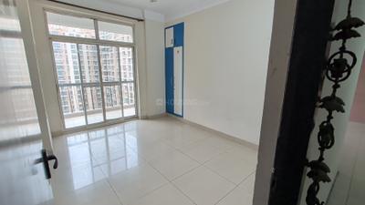 Bedroom Image of 1550 Sq.ft 3 BHK Apartment / Flat for rent in Mahagun Mascot, Crossings Republik Ghaziabad for Rs. 25000